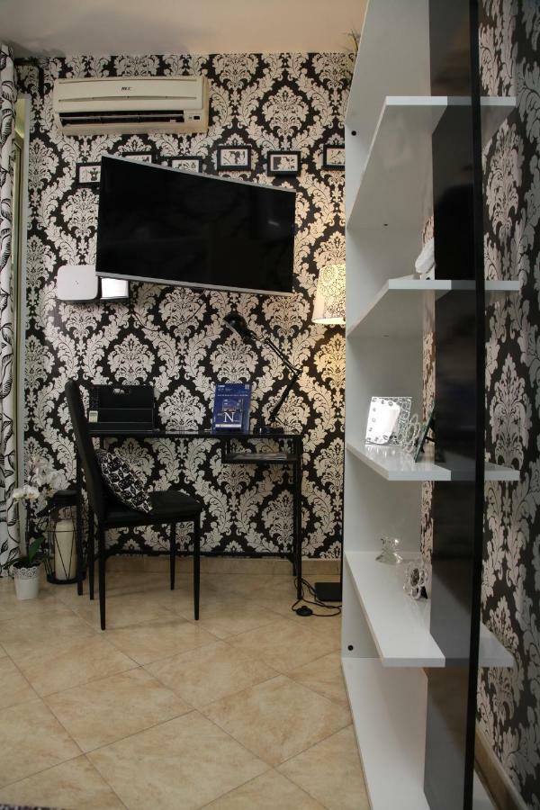 Casa Dalia Apartment Наполи Екстериор снимка