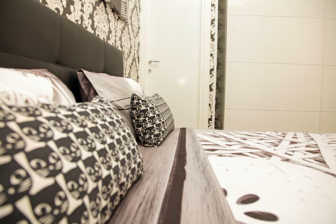 Casa Dalia Apartment Наполи Екстериор снимка