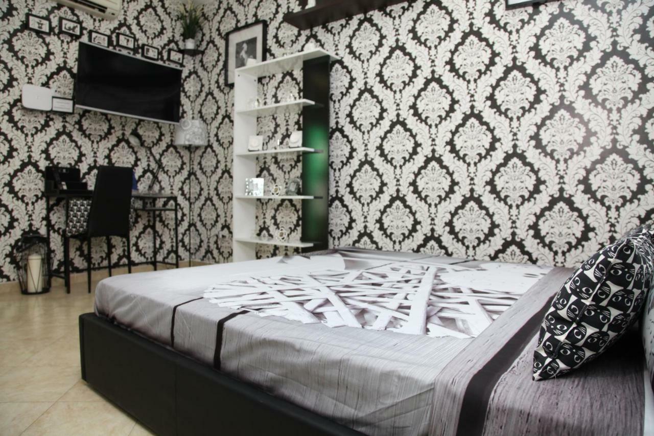 Casa Dalia Apartment Наполи Екстериор снимка