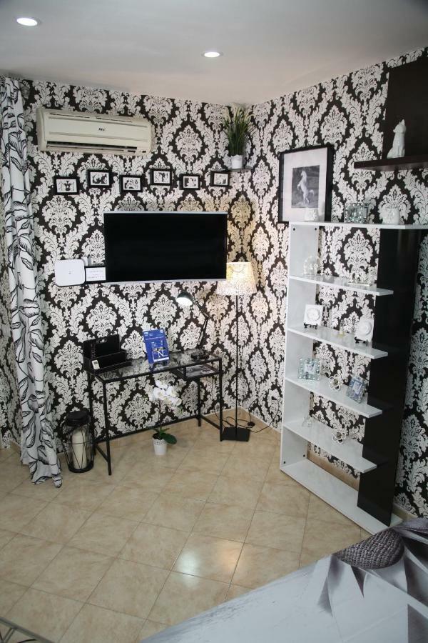 Casa Dalia Apartment Наполи Екстериор снимка