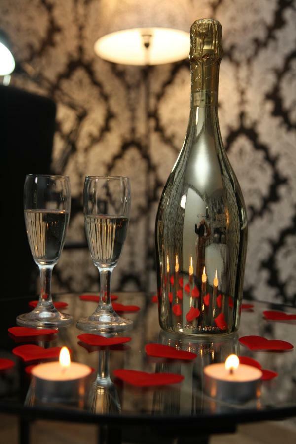 Casa Dalia Apartment Наполи Екстериор снимка