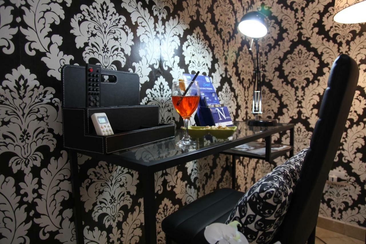 Casa Dalia Apartment Наполи Екстериор снимка