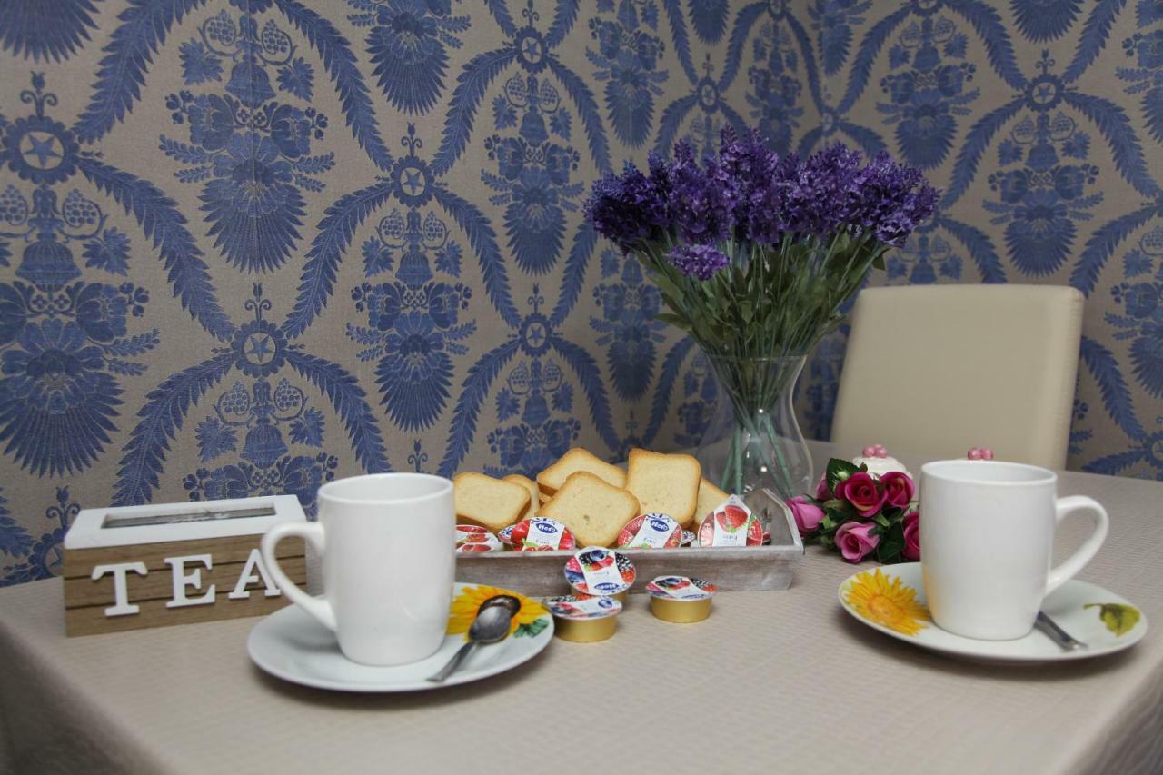 Casa Dalia Apartment Наполи Екстериор снимка
